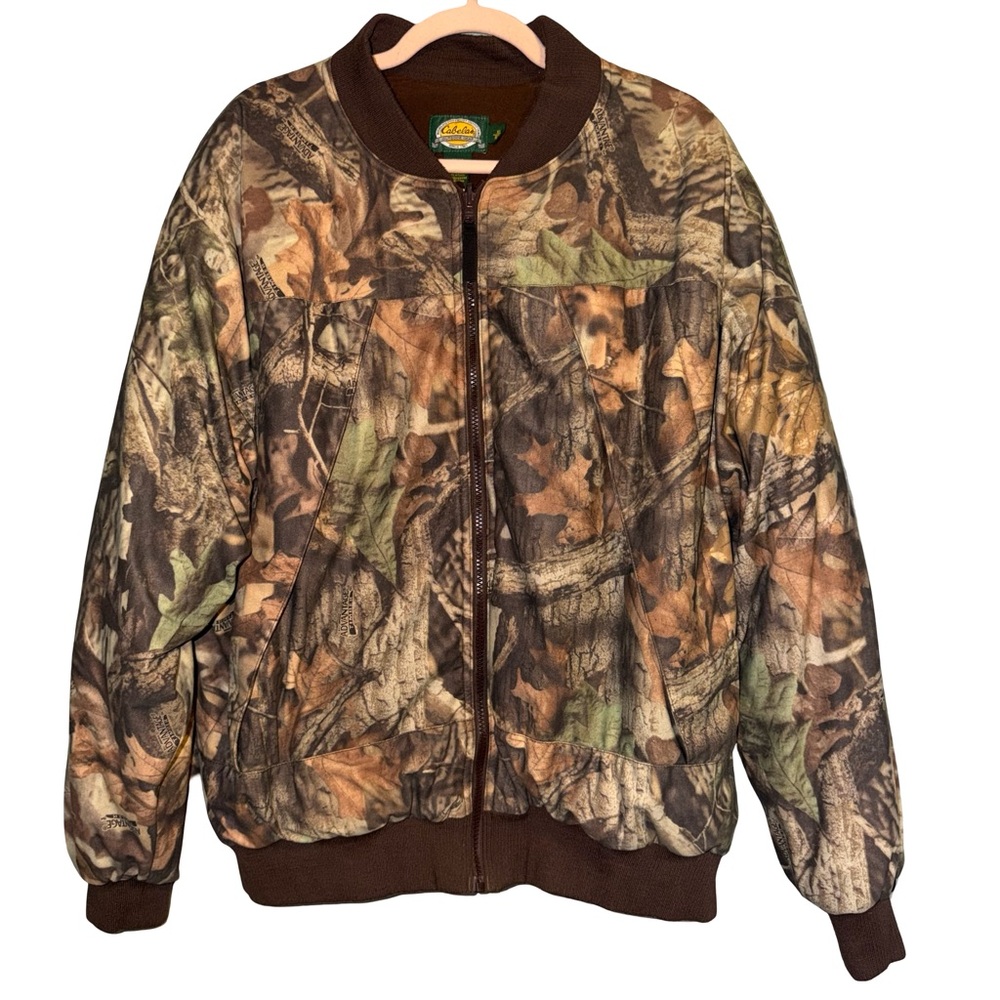 Vtg Cabela’s Jacket Mens 3M Thinsulate camo bomber. Size XL.